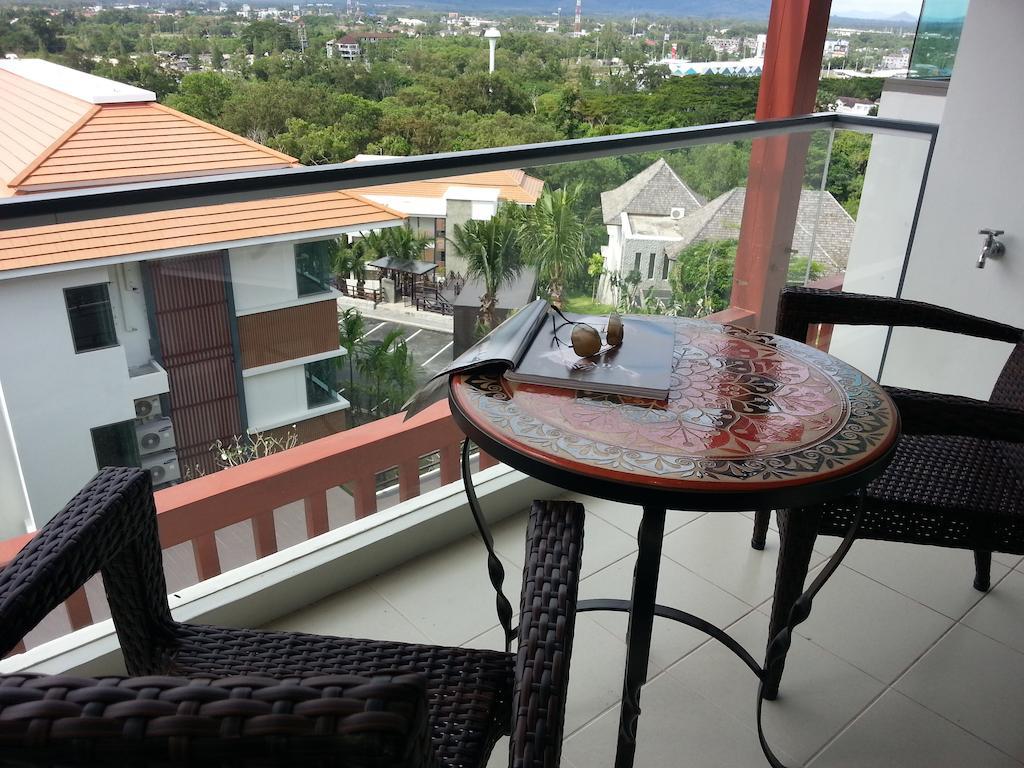 Top Floor, One-Bedroom Apartment Phuket Екстериор снимка